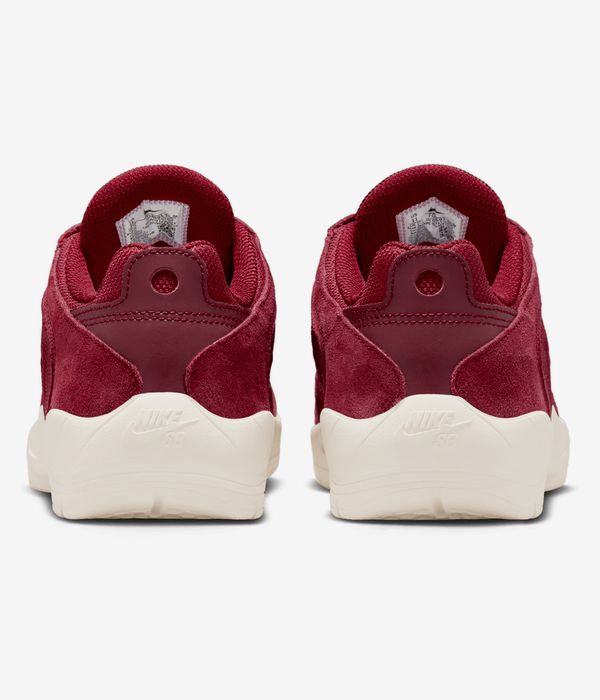 Nike SB Vertebrae Schuh (team red sail)