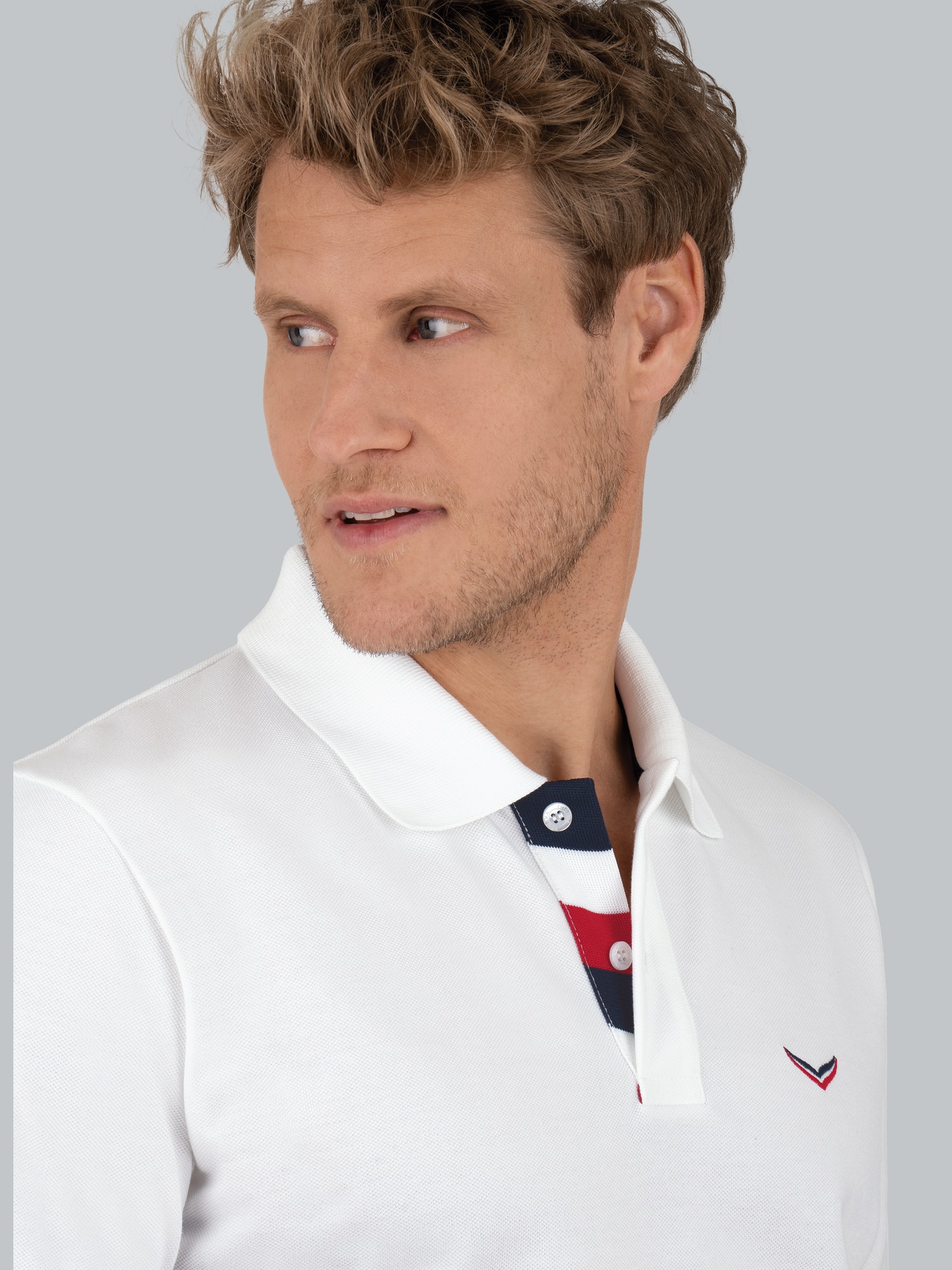 Poloshirt mit dreifarbiger Knopfleiste Weiss