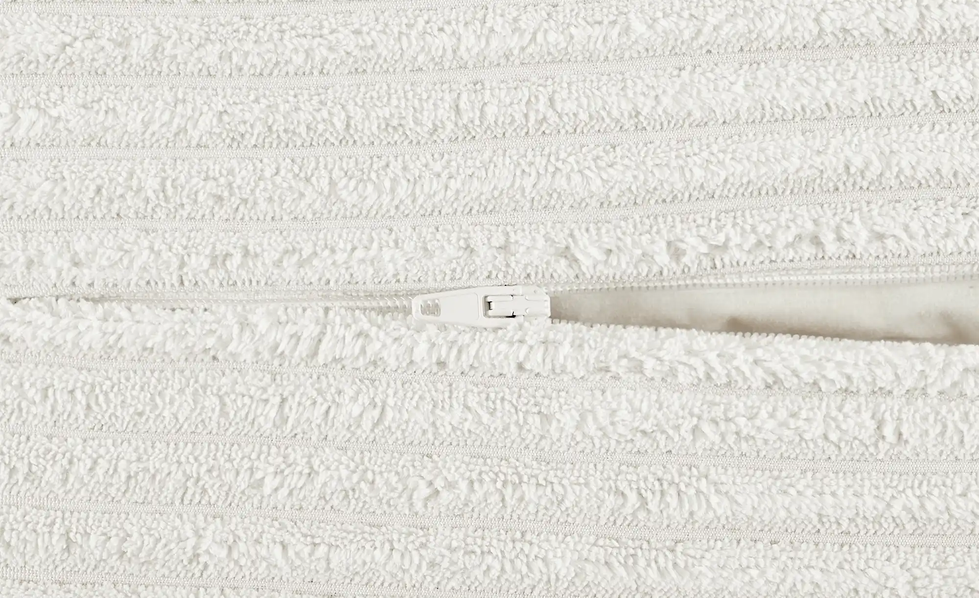 Jette Home Flatterkissen aus Cordstoff Sila
