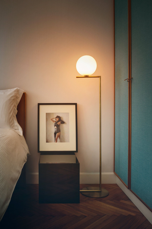 Flos IC Lights F1 vloerlamp messing