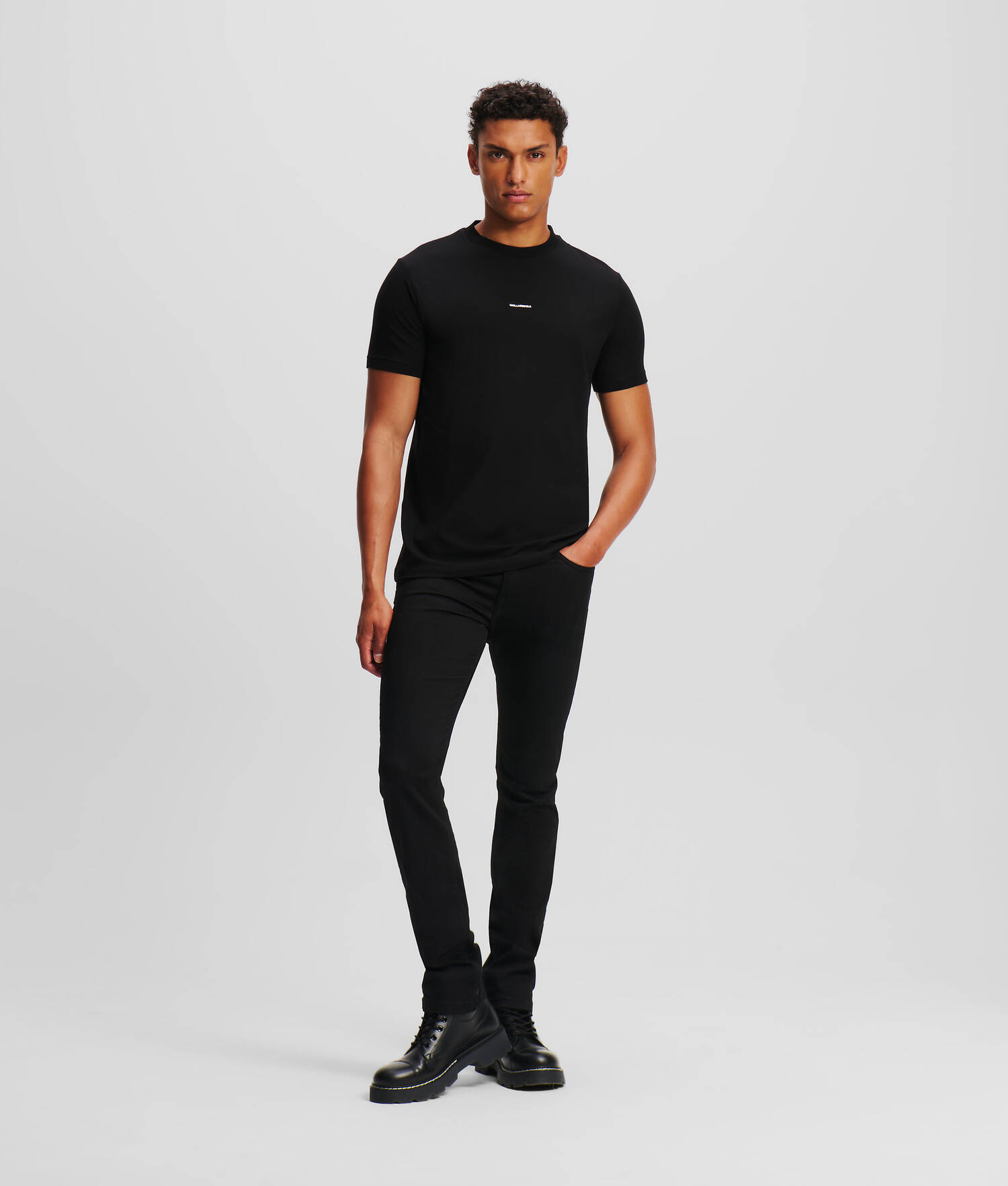 JEANS À CINQ POCHES