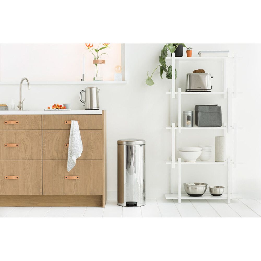 PEDALBØTTE BRABANTIA NEWICON30L BLANKBØRSTET STÅL