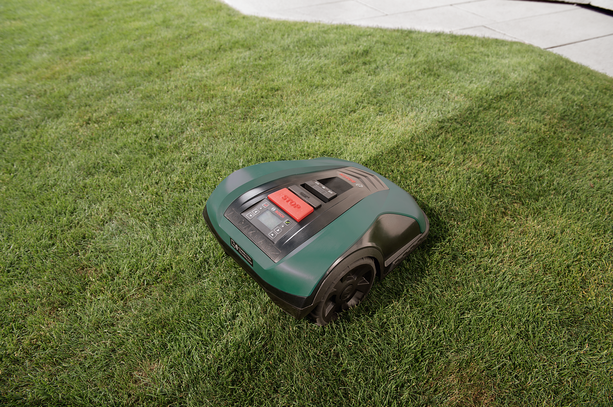 Bosch - Indego M+ 700 Robotplæneklipper