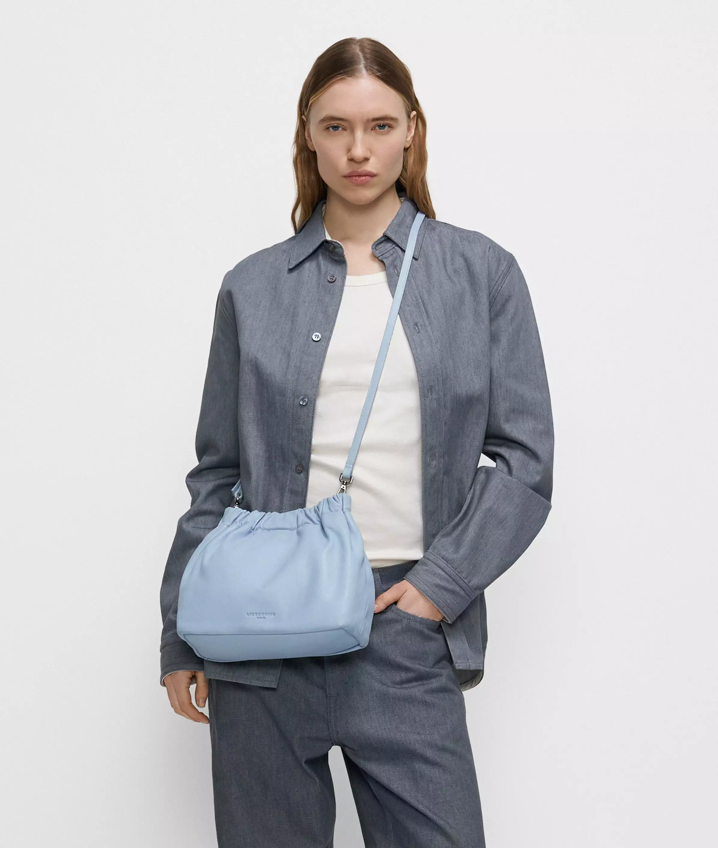 Cloud II Hobo S Handy hobo bag made from naturally grained leather