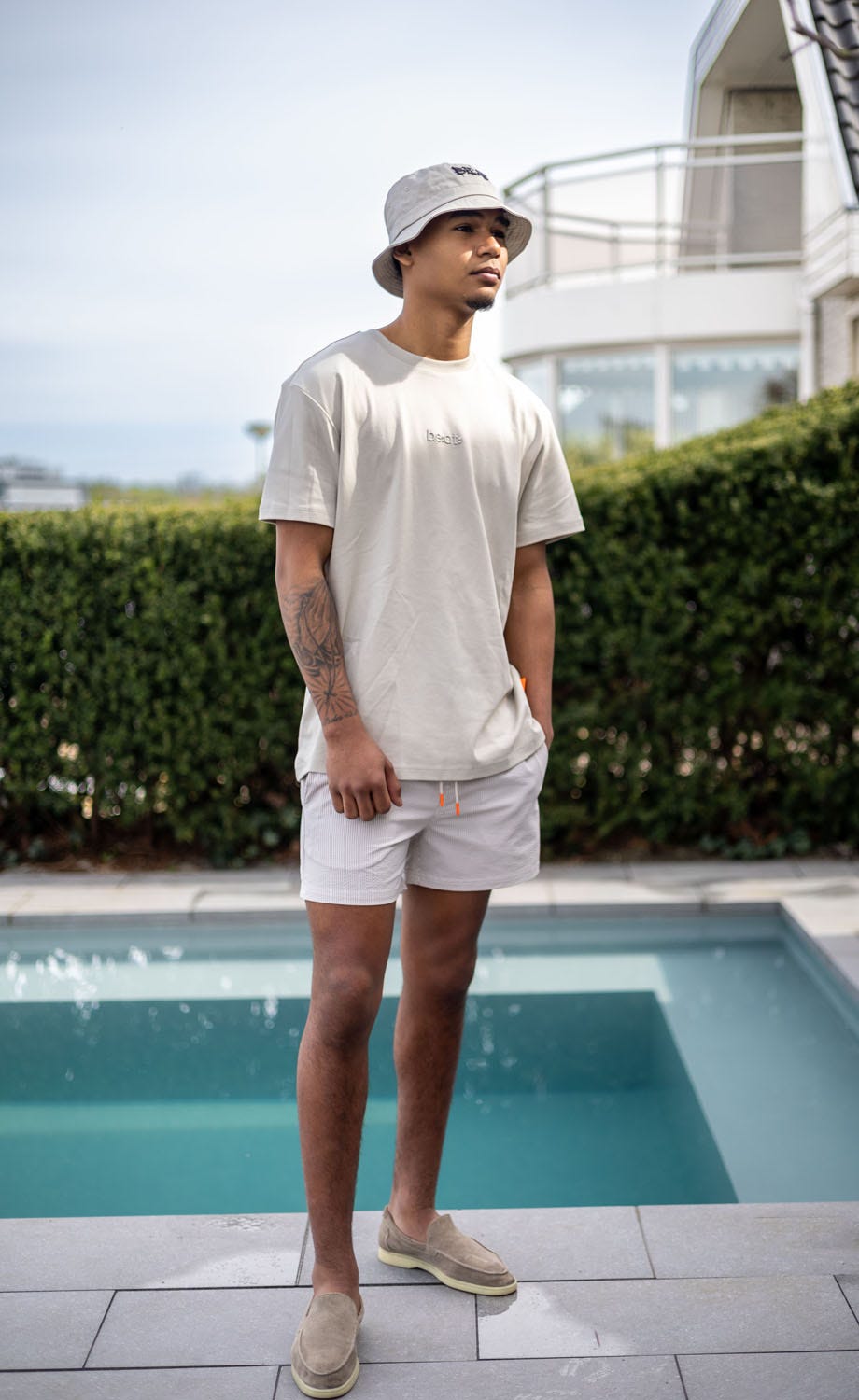 be:at:  Glenny Tee
