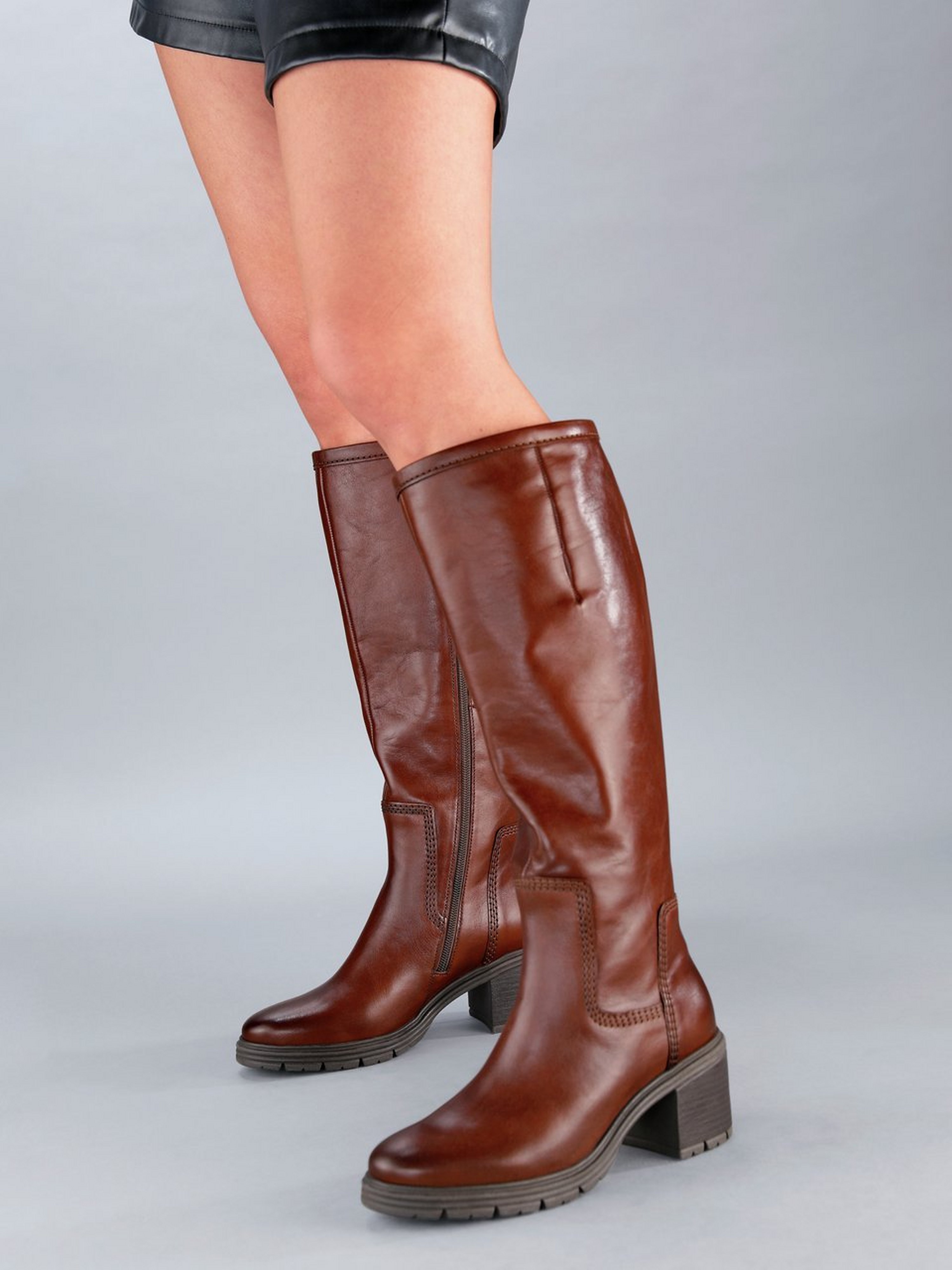 Langschaft-Stiefel