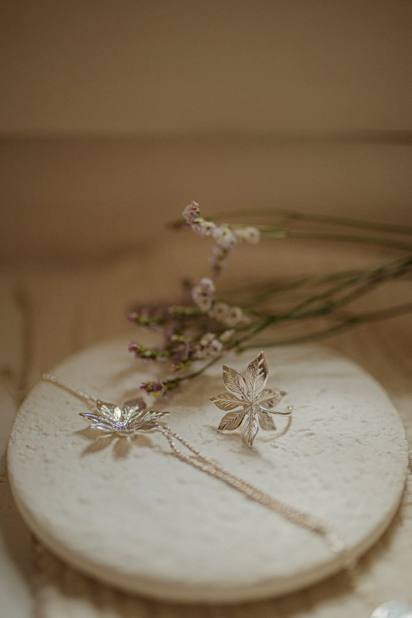 CHLORIS - Maxi bague fleur plaqué argent | Argent