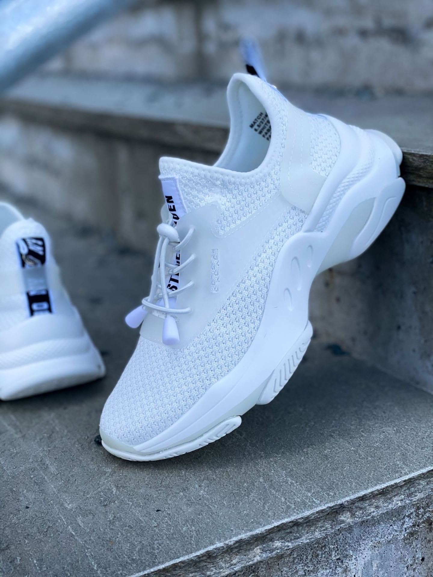 Match Sneaker