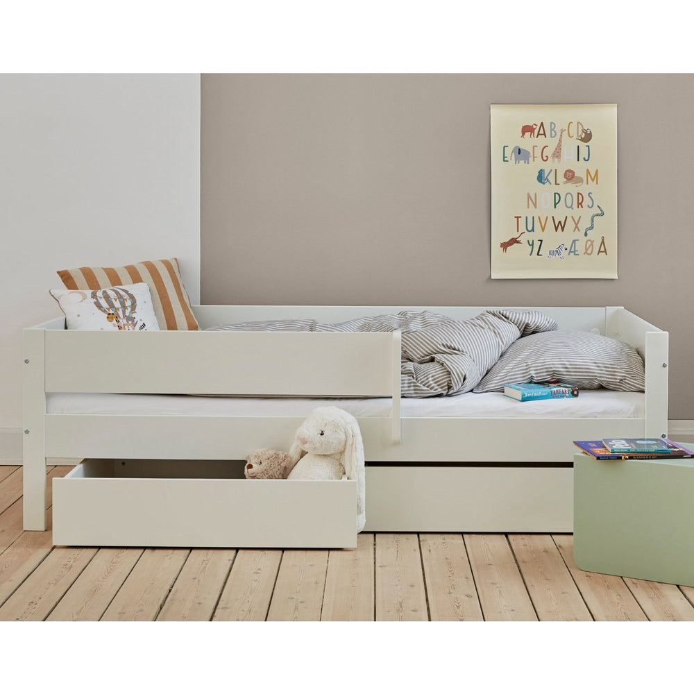Køb Manis-h White Huxie Juniorseng Med Sengehest - 160Cm