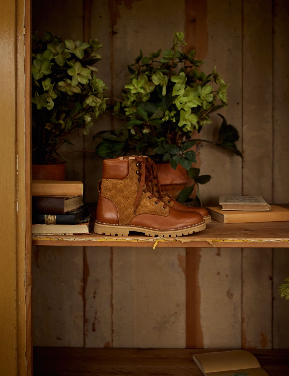 Quilted Saga Boot - Amber suede