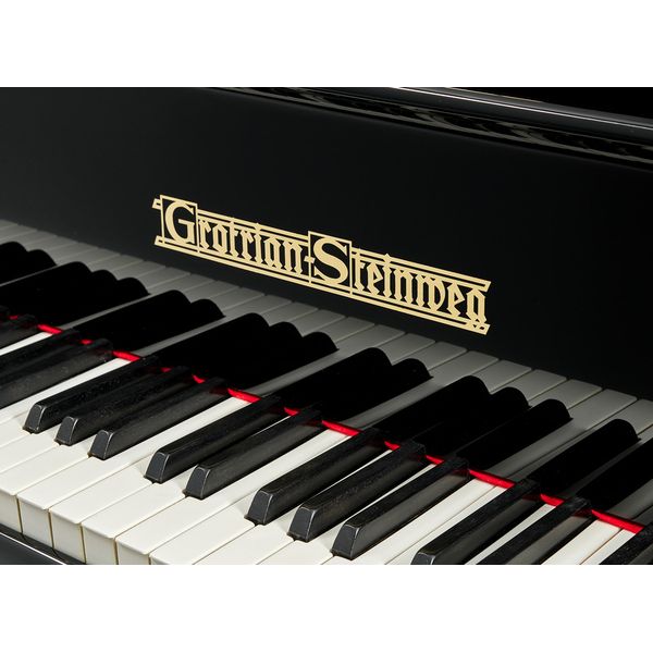 Grotrian-Steinweg Model 220 used