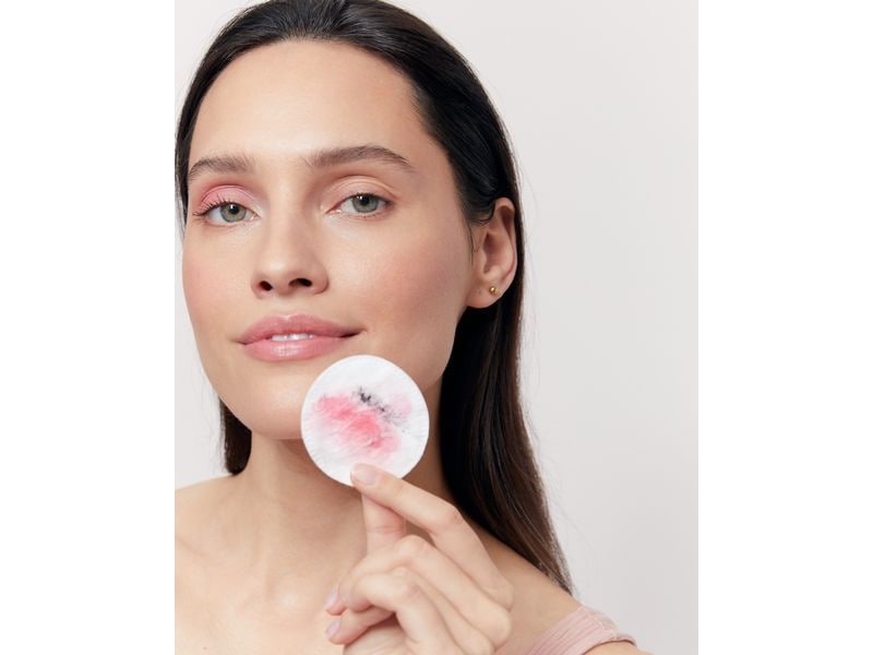 NIVEA Mizellenwasser 5in1 MicellAIR Sensitiv 400 ml Mizellenwasser pflegt und reinigt die Haut gründlich
