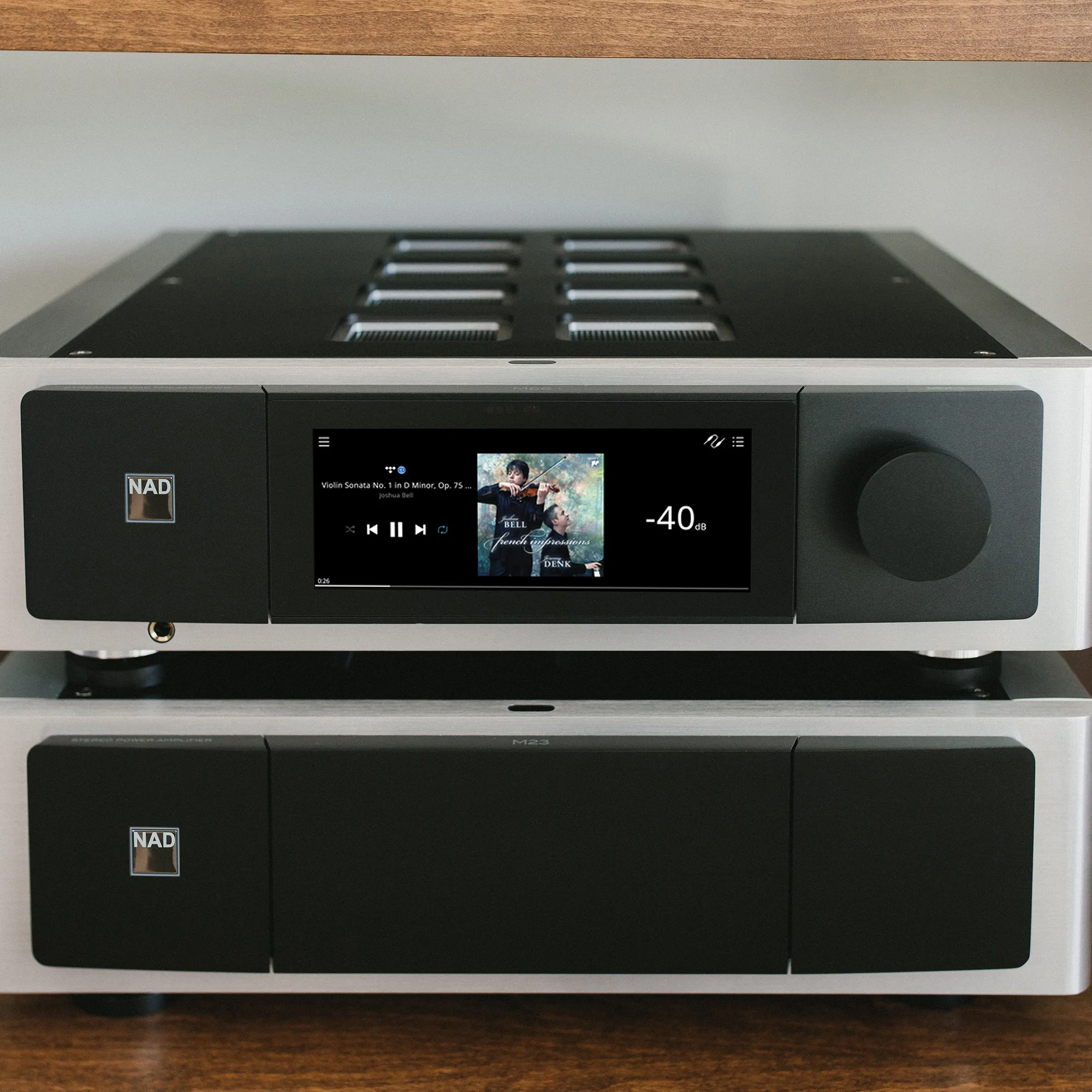 NAD M66 Préamplis hi-fi