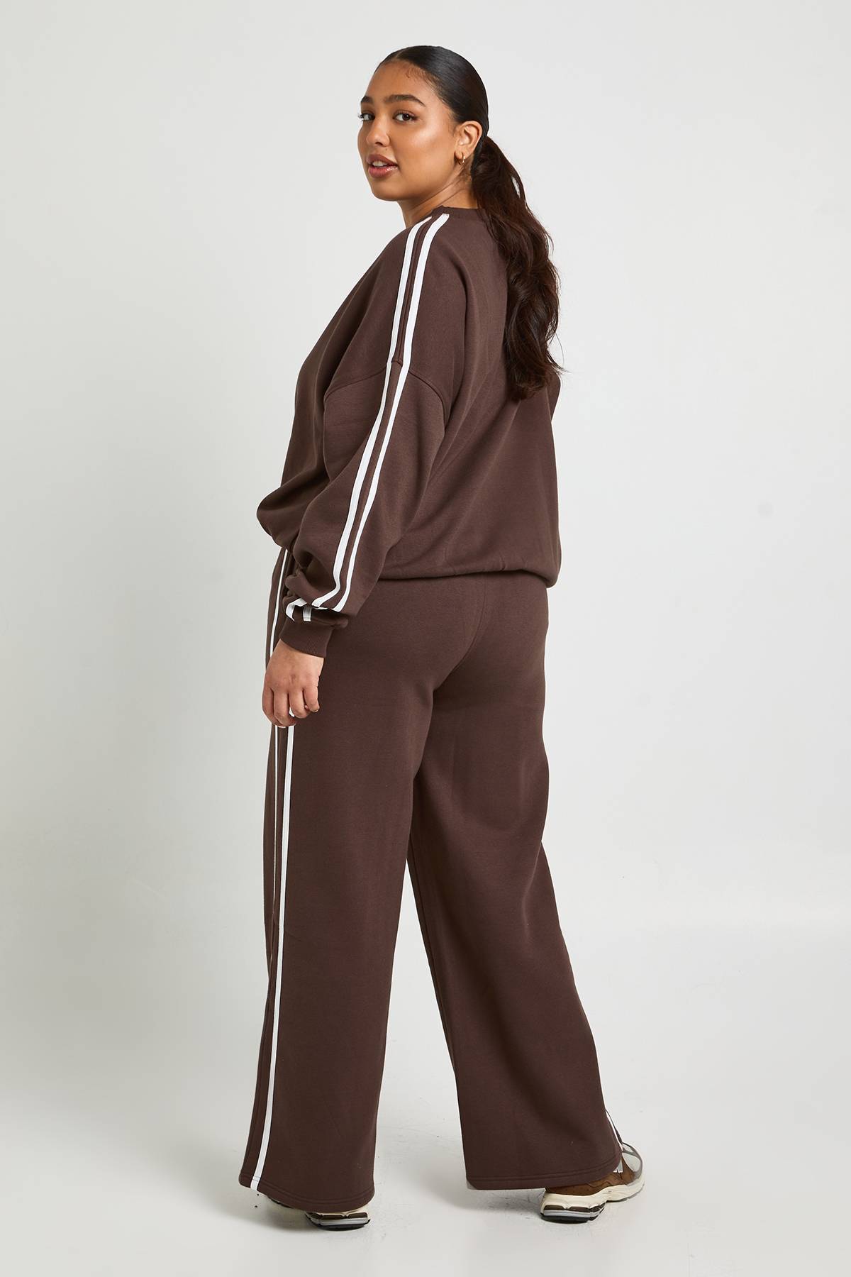 boohoo Sweat-shirt surdimensionné à rayure latérale