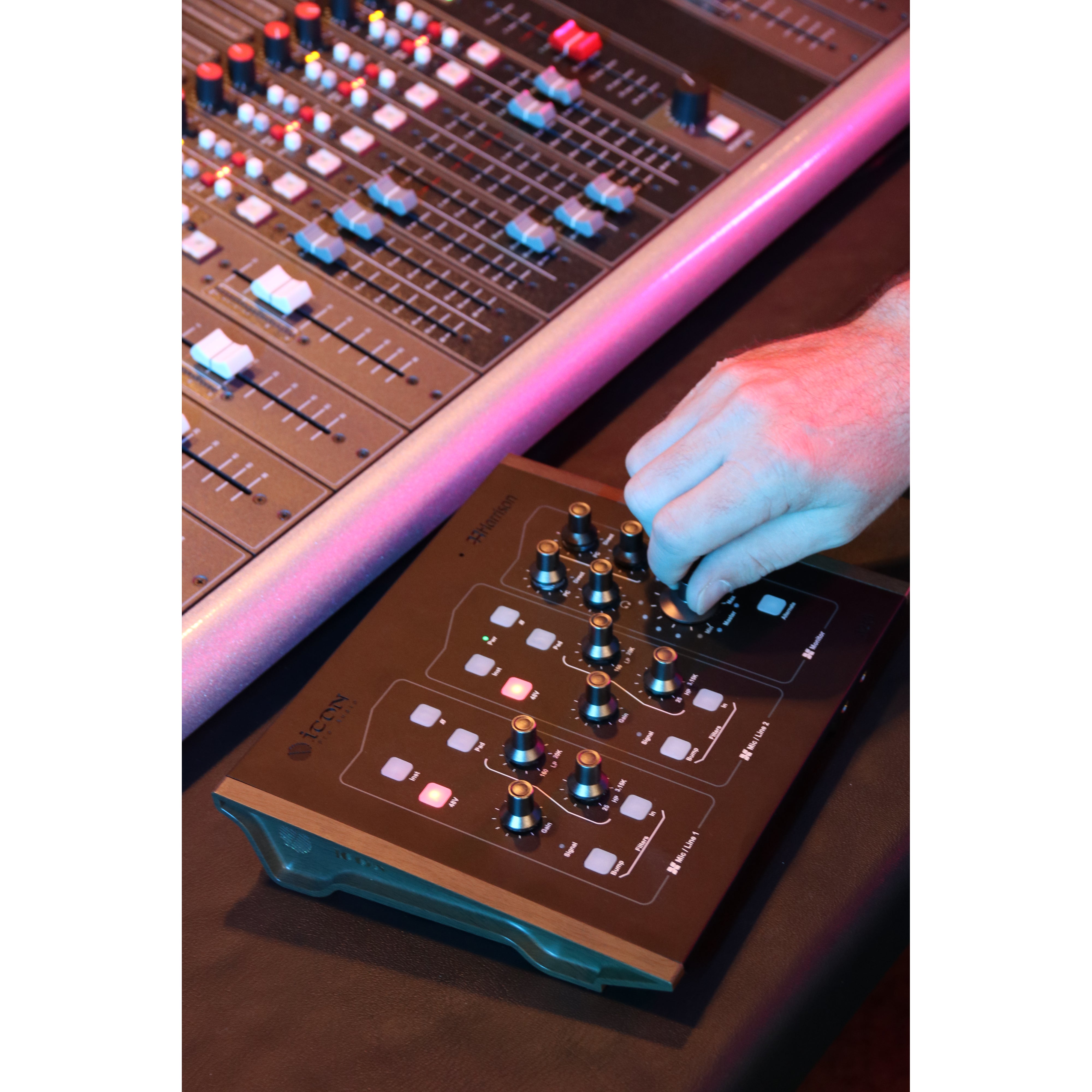 iCON 32Ci USB audio interface met Harrison microfoon preamps
