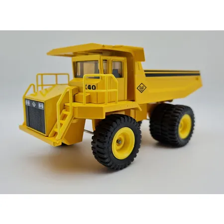 SIKU Super Serie 2934 Schwerer Muldenkipper O&K, Farbe zinkgelb 1:55