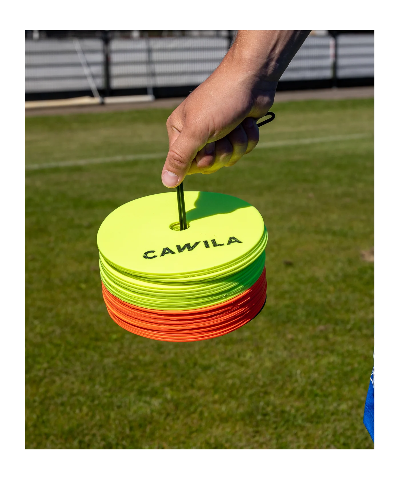 Cawila Floormarker 24er Set inkl. Halter | Markierungsscheiben, 12 x gelb und 12 x orange