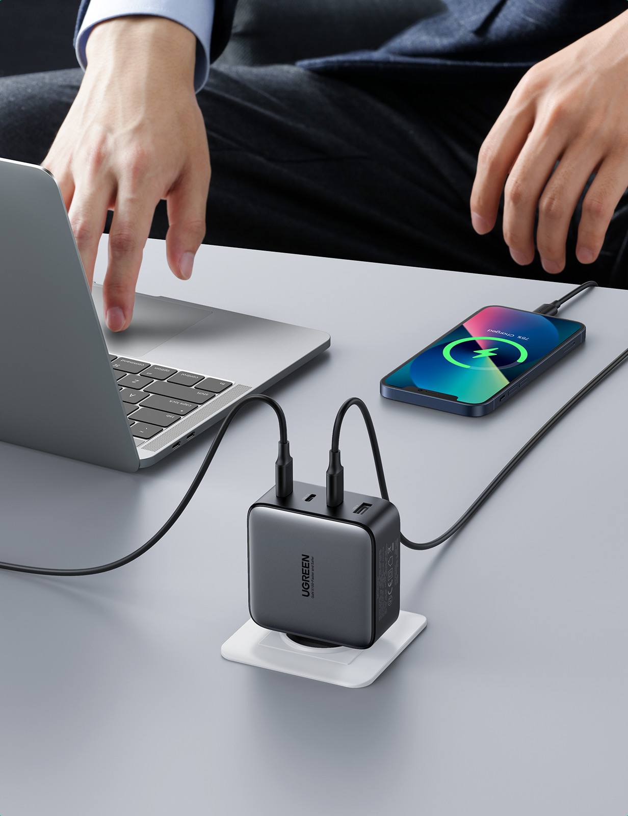 (100W) GaN 3-fach USB C / USB A Ladegerät Power Delivery 3.0 / Quick Charge 4.0 Netzteil (40747) - Schwarz / Grau