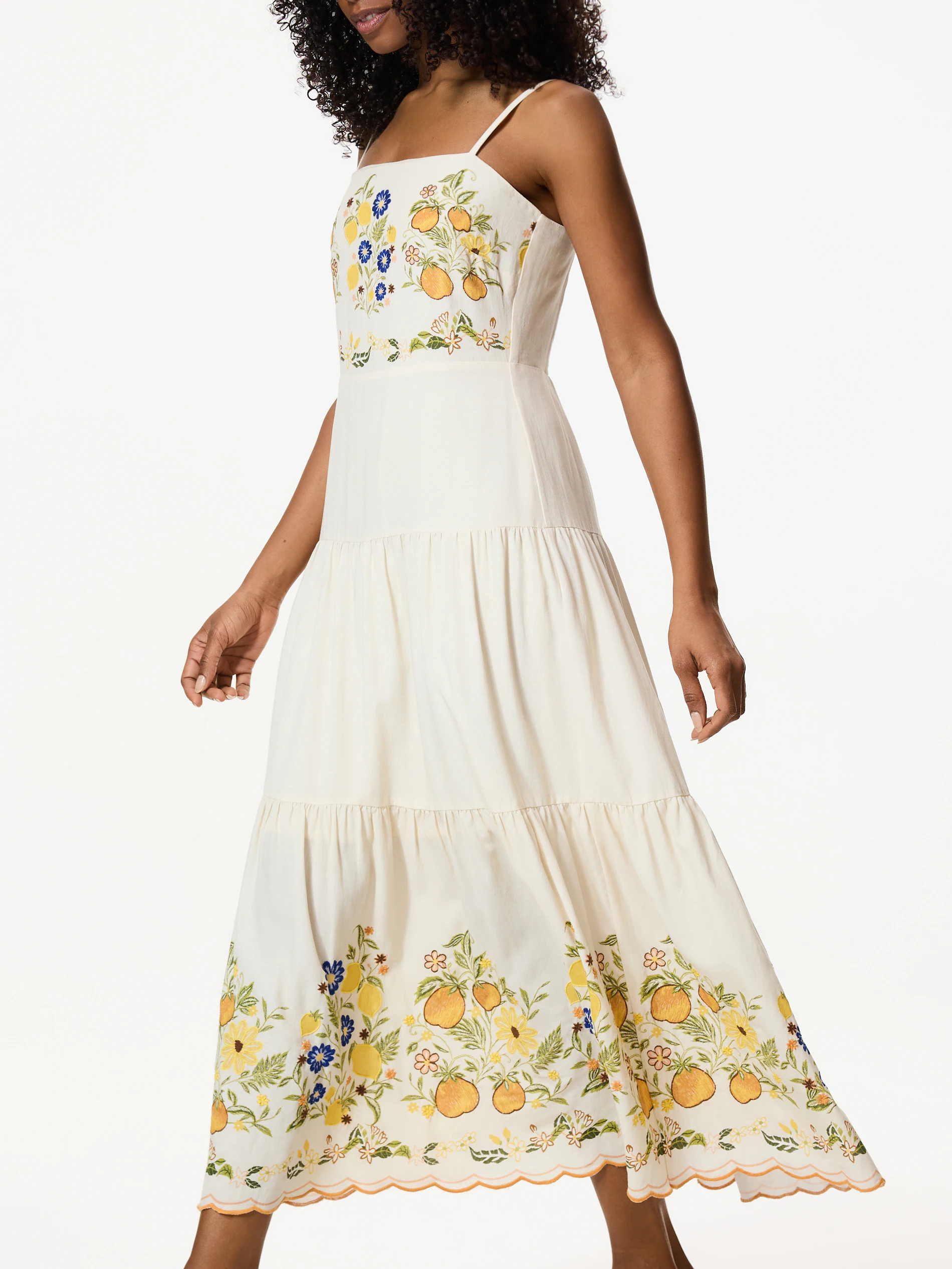 Kleid mit Stickerei