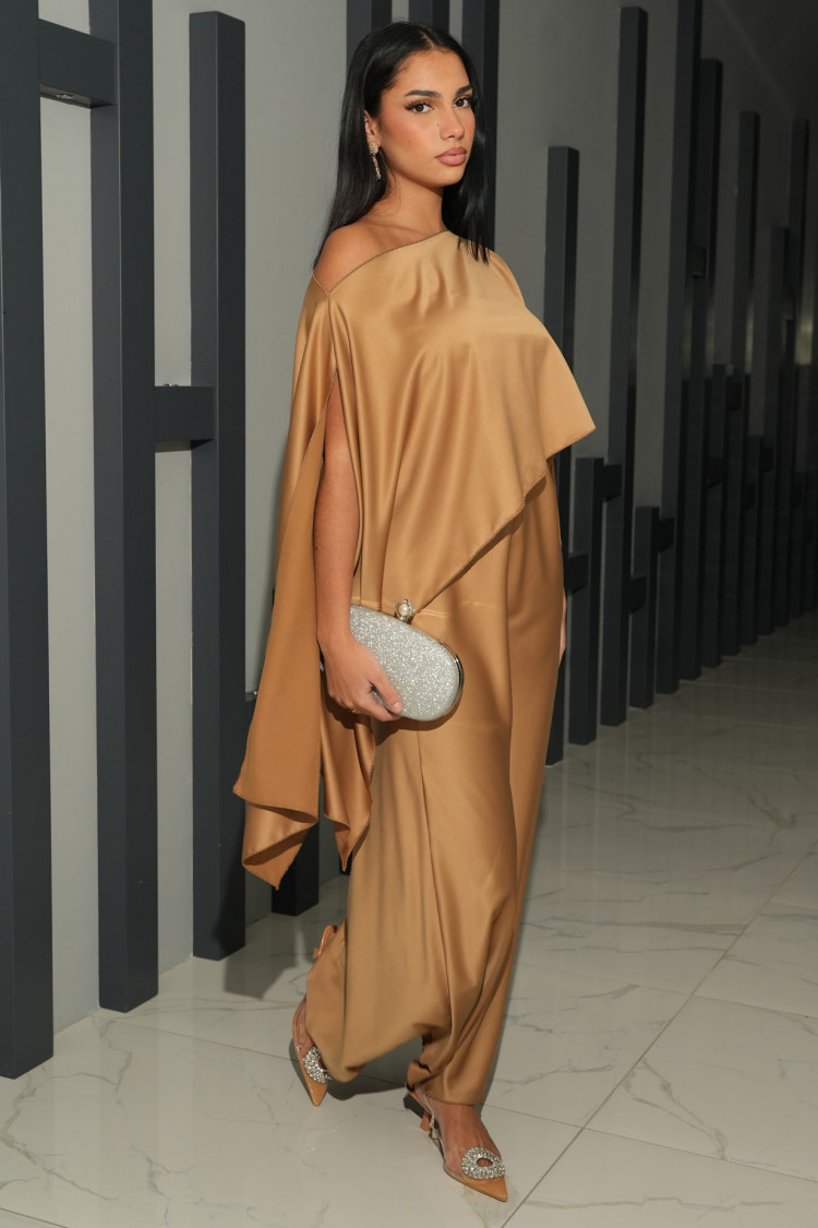Robe 2 pièces bustier + poncho satiné camel