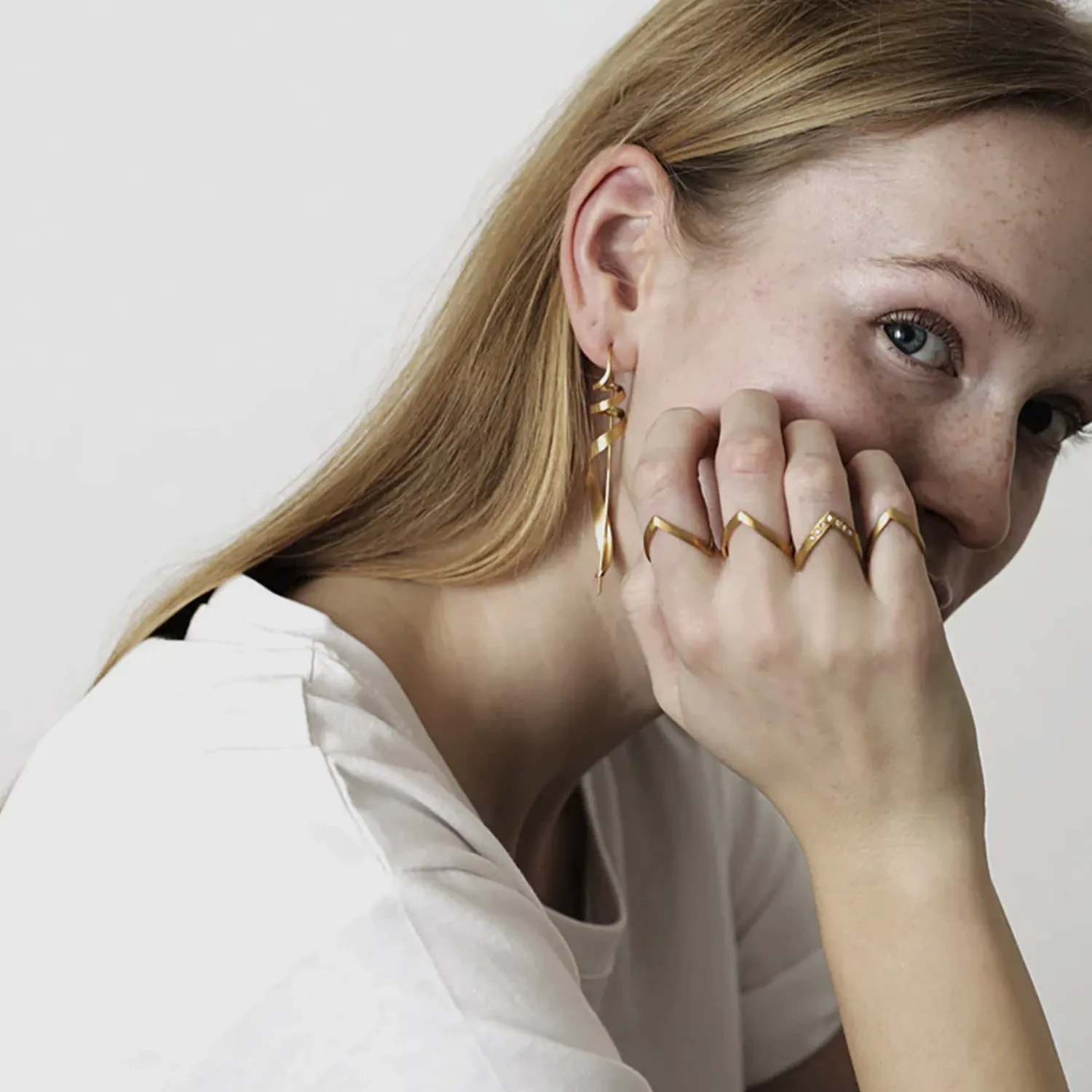 Jane Kønig V Ring 18 kt. Forgyldt Sølv JK0129R-G