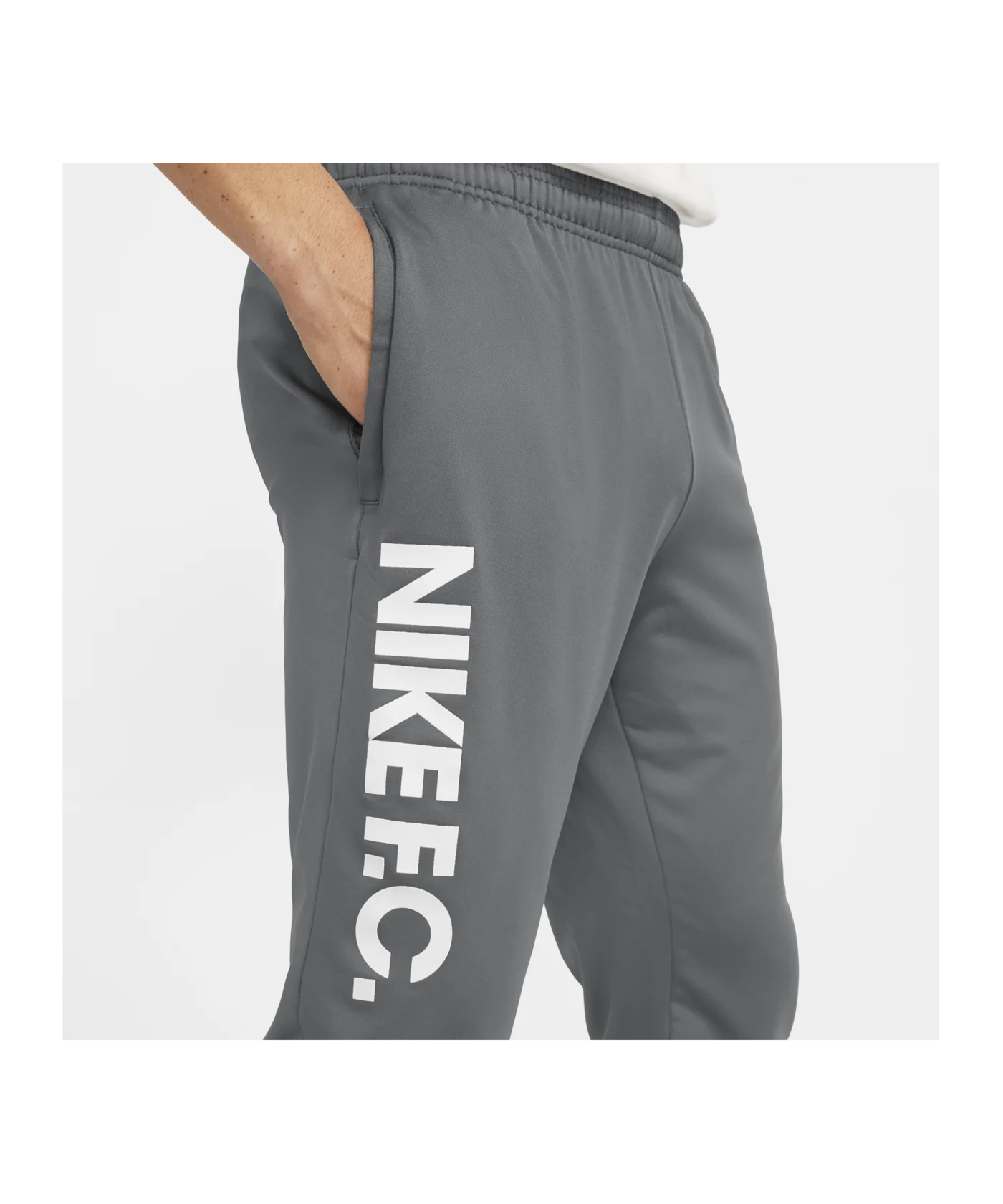 Nike F.C. Essential Jogginghose Grau F065