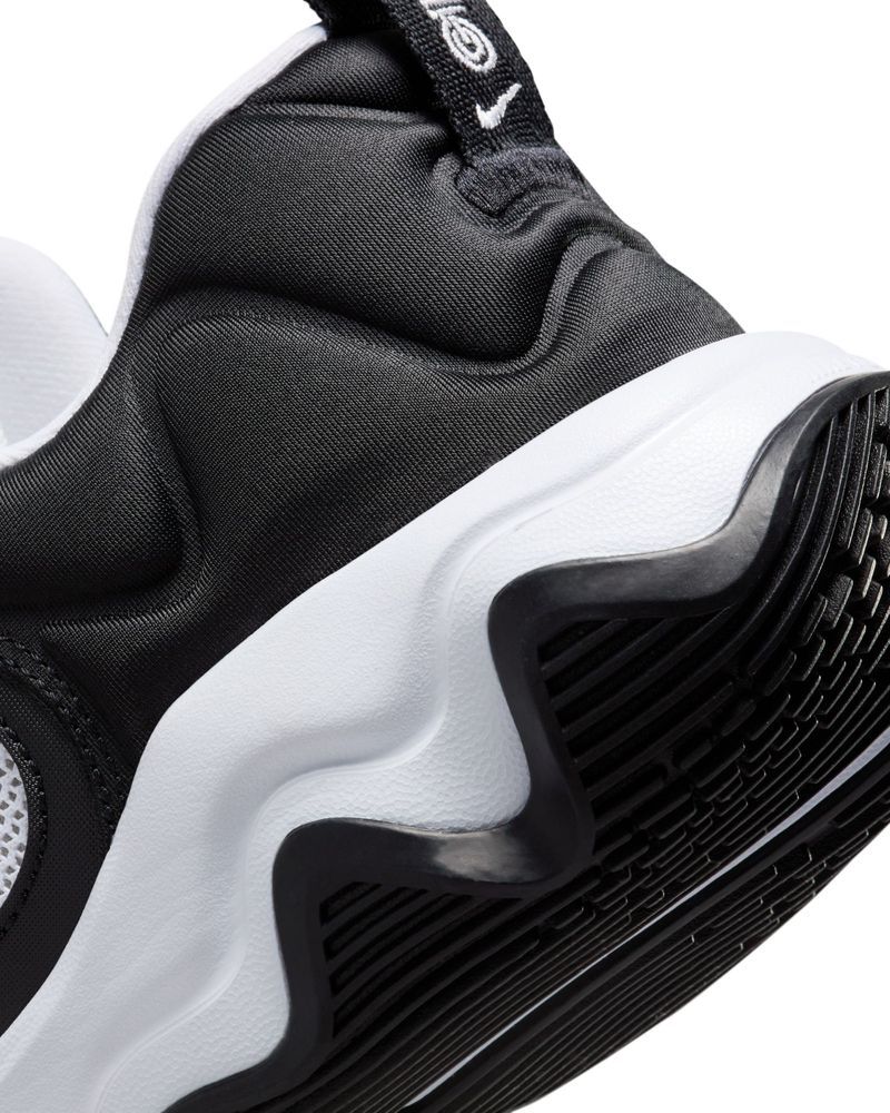 Chaussures de basket Nike Giannis Immortality 3 Blanc & Noir pour homme