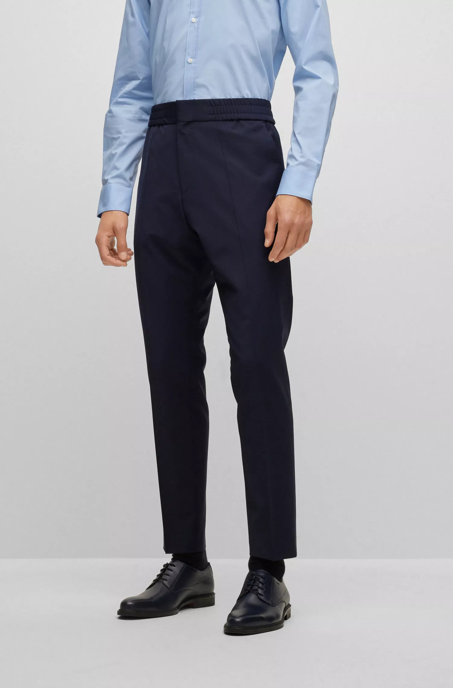 Calças HUGO vermelhas, extra slim fit, em mistura de lã super flexível.