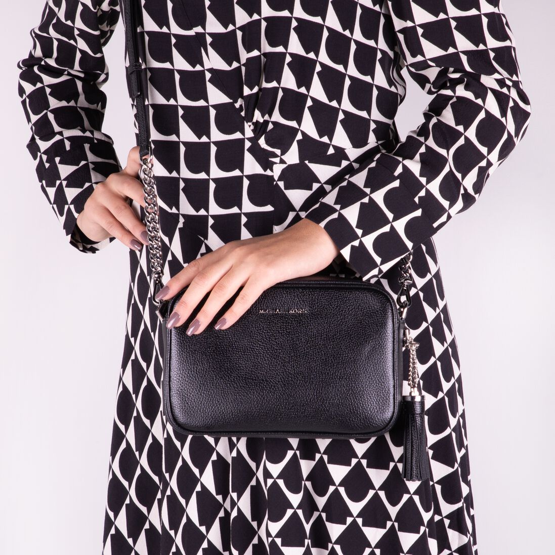 MICHAEL KORS zwarte michael kors schoudertas md camera bag