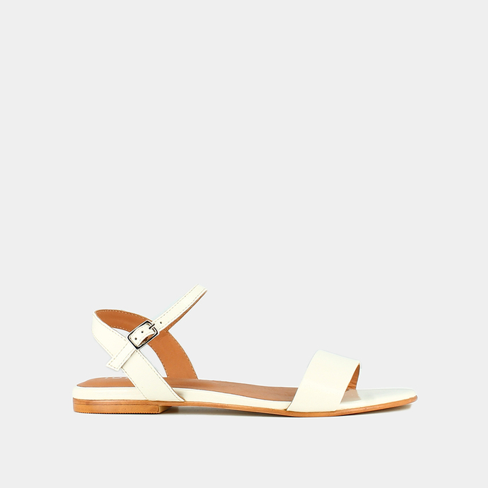 Sandales  en vernis ecru