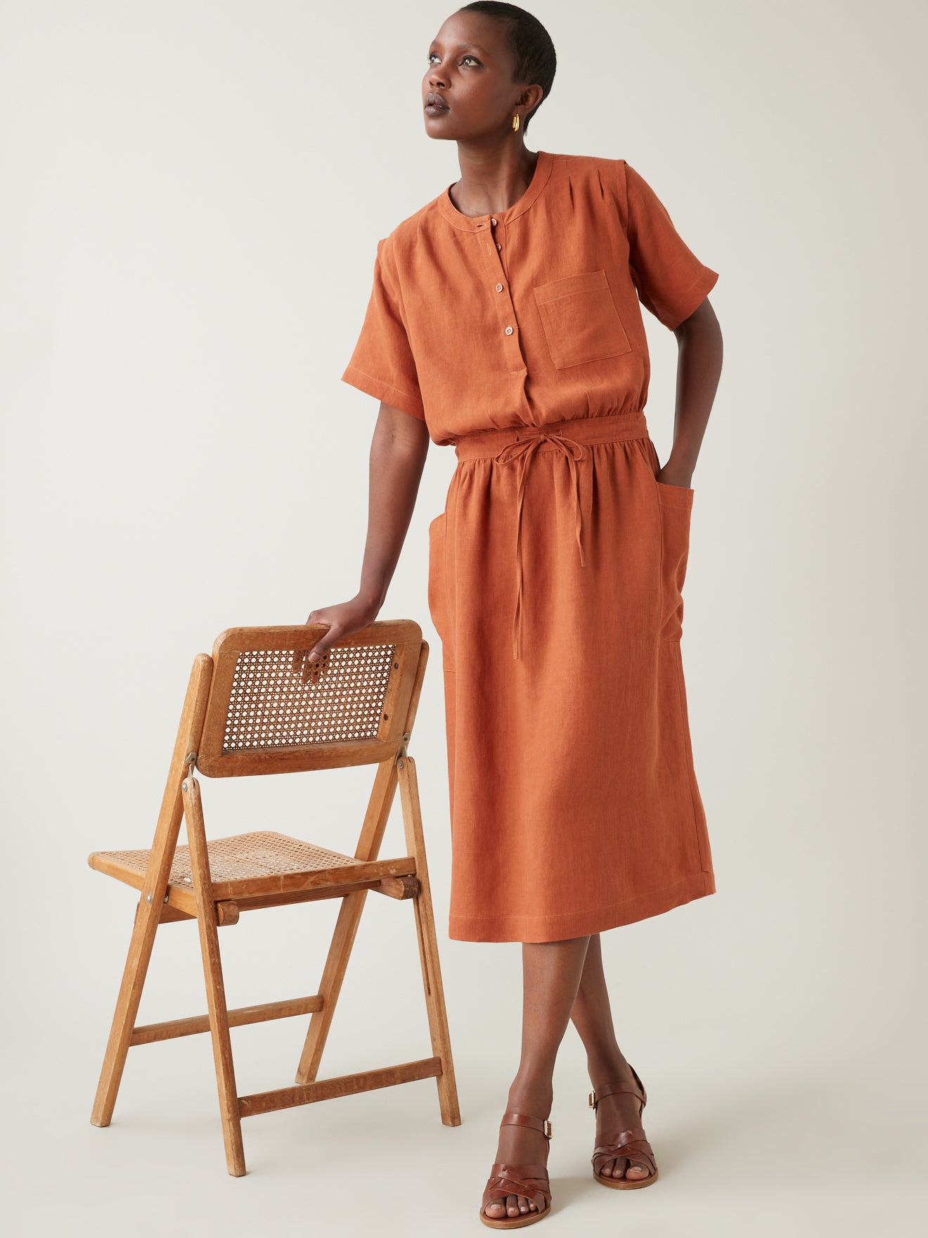 Robe mi-longue unie femme en lin