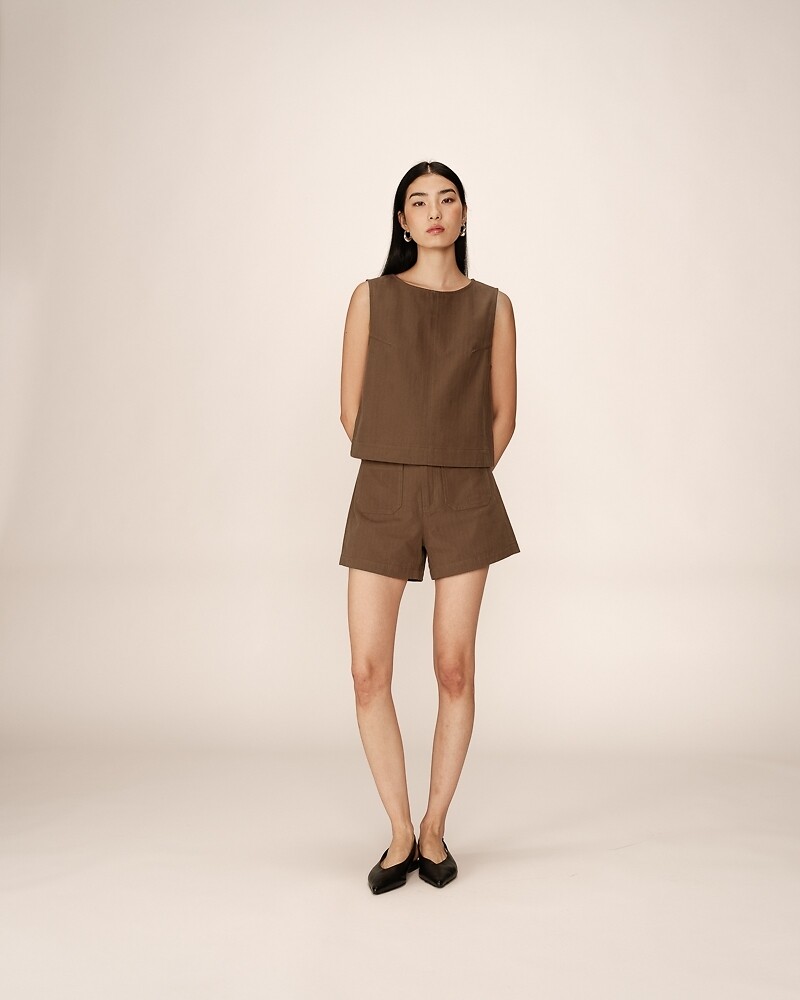 GRACE & MILA<br>Cintura média, modelo reto PINO