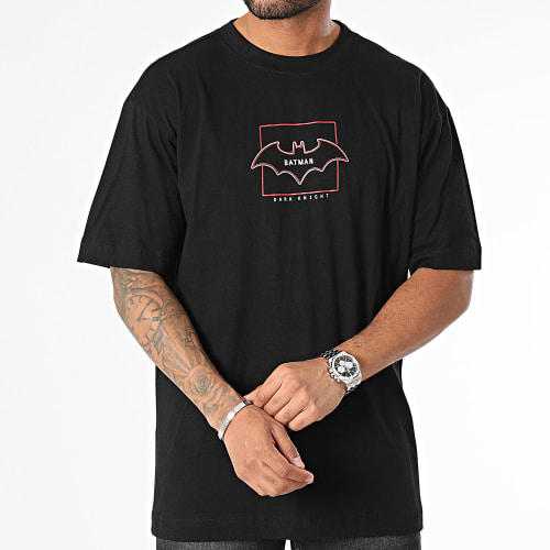 Tee Shirt Oversize Bat Sign