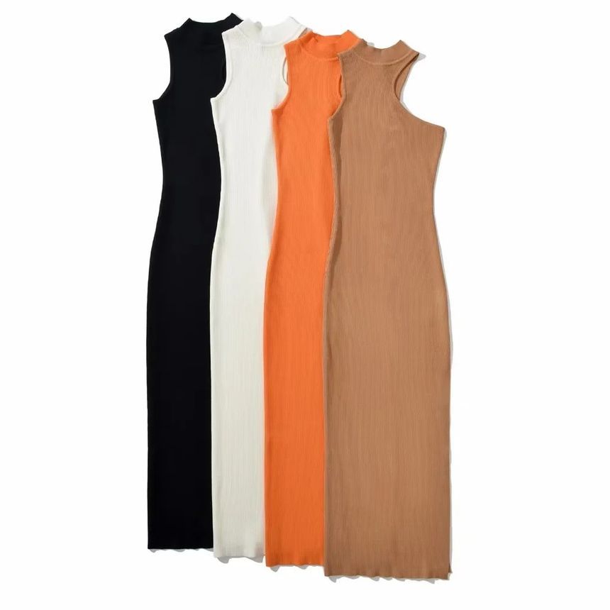 Reknovine - Mouwloze, geplooide midi-jurk met geplooide hals en split