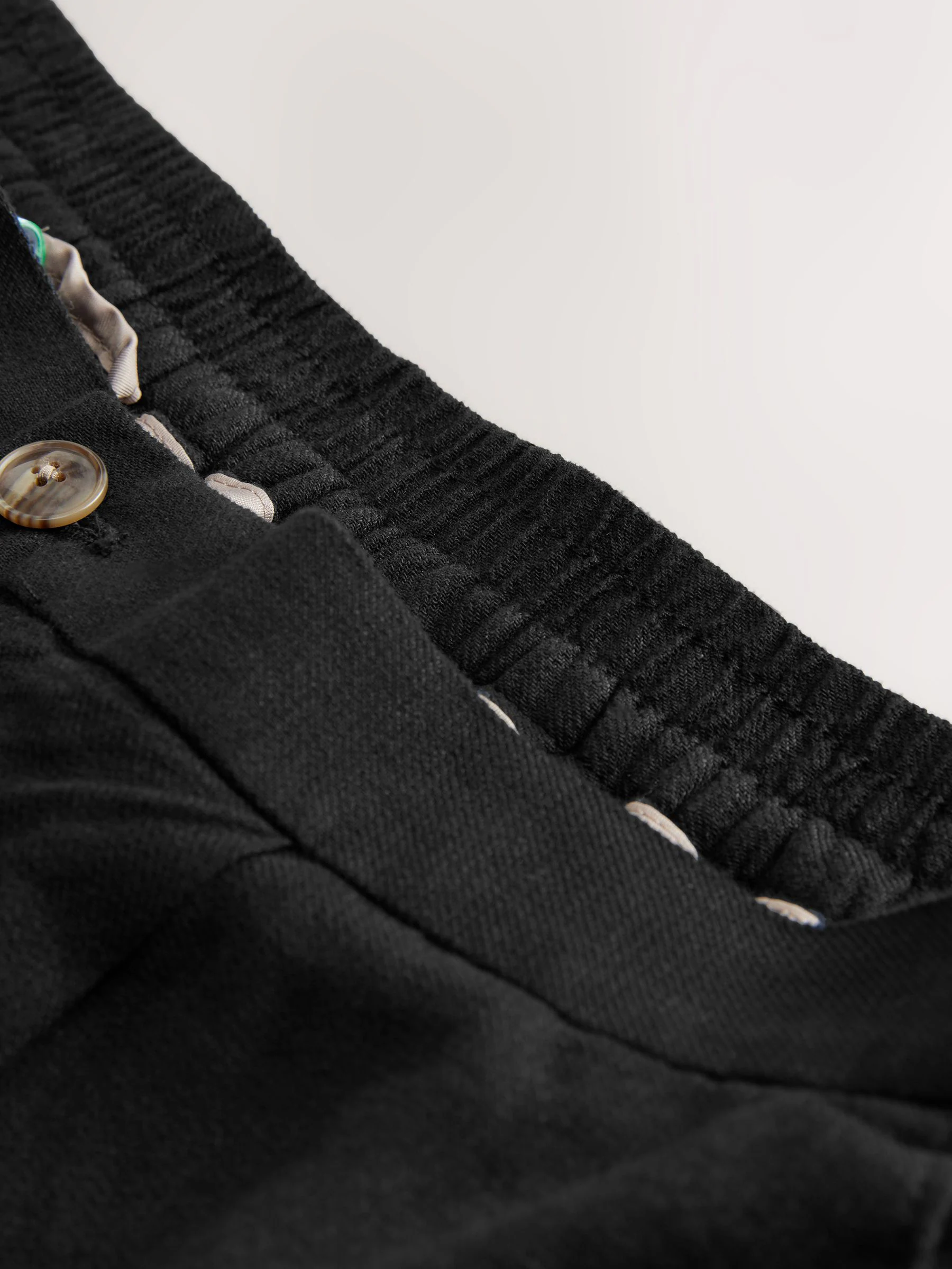 Zwart - Regular fit broek van katoen-linnenmix met elastische achterkant