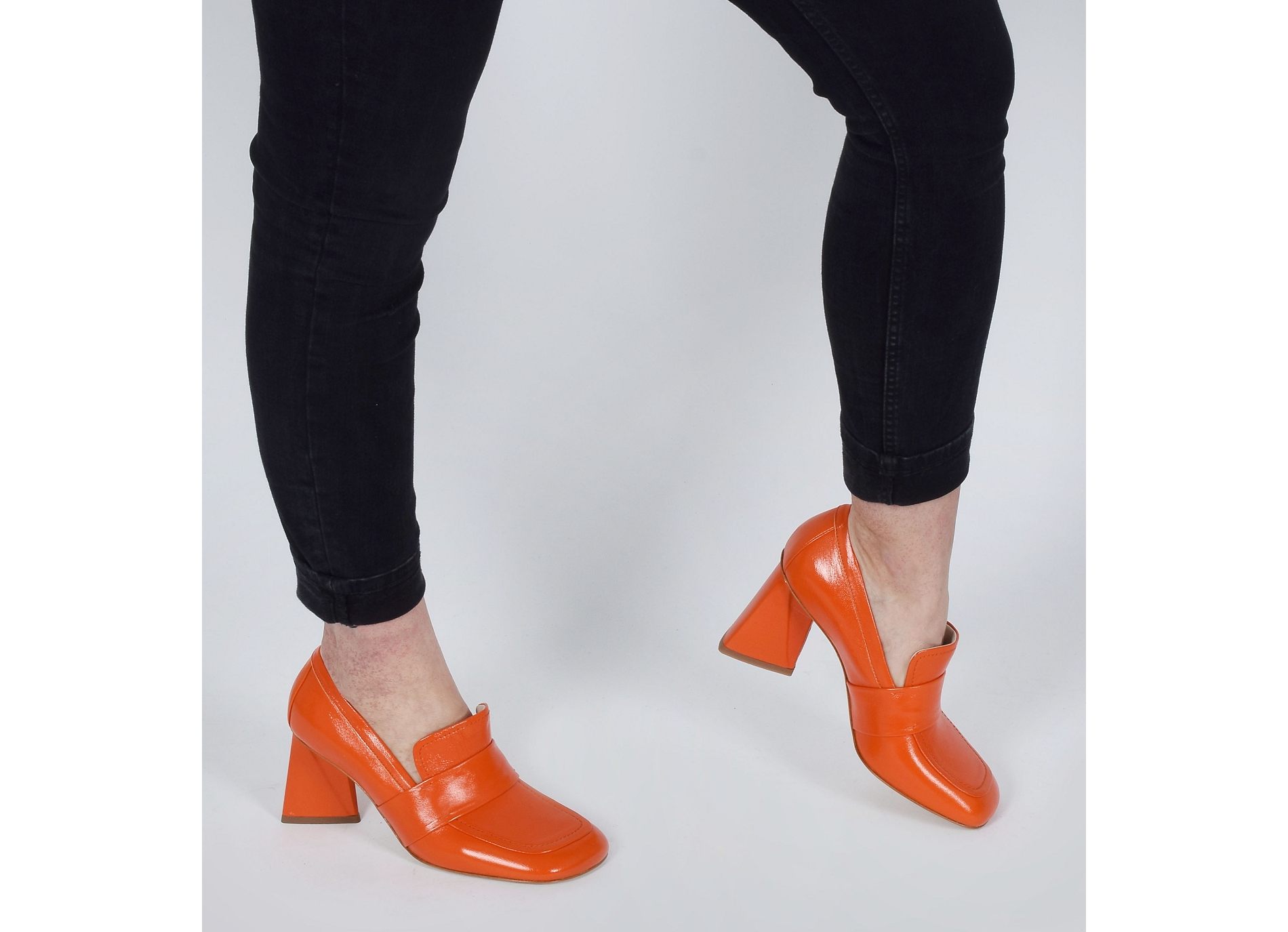 A5183 orange