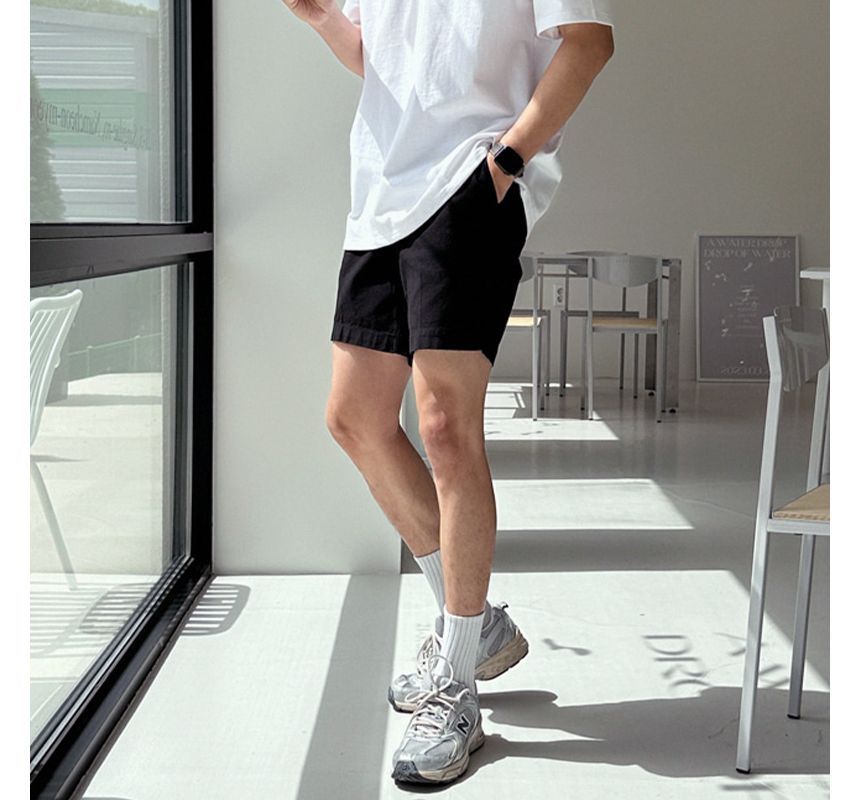 Okwano - Mid Rise Slim Fit Shorts