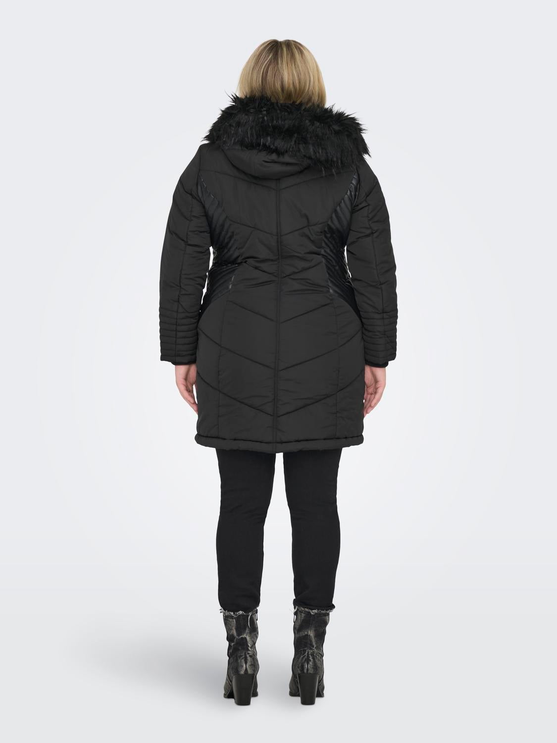 CARLINETTE Mantel Black
