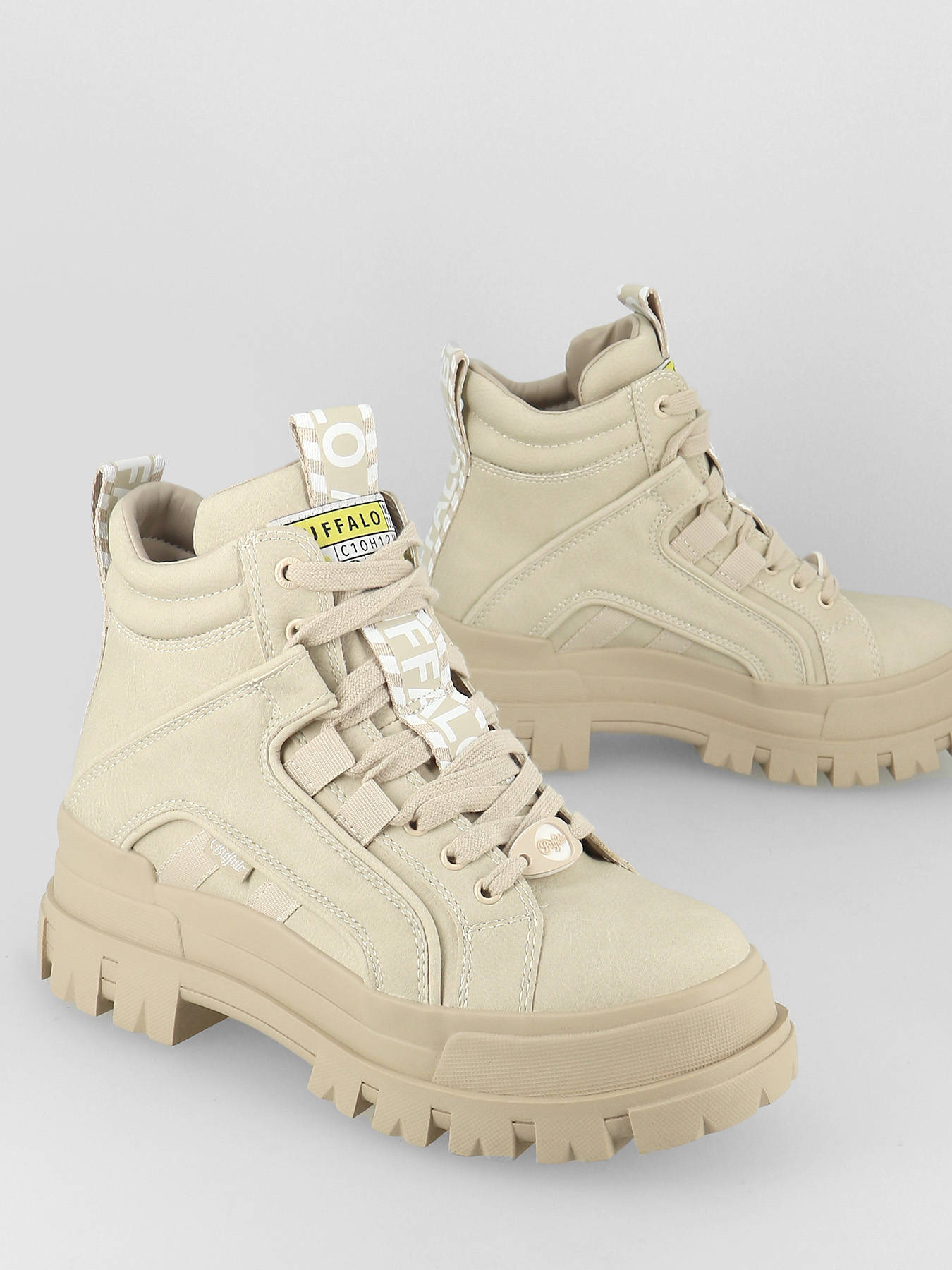 Boots Aspha Nc Mid BUFFALO