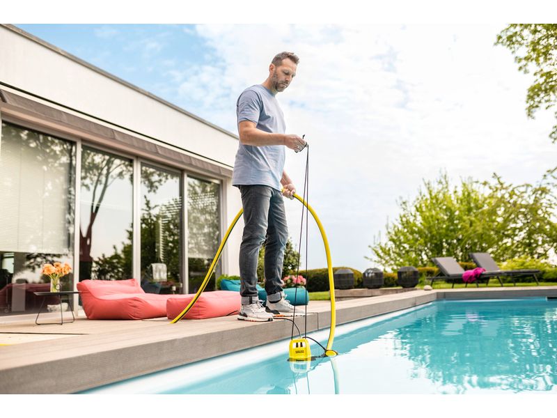 Kärcher Professional Flachsaugende Tauchpumpe SP 9.000 Flat Kärcher SP 9.000 FLAT Tauchpumpe 280 W 9000 l/h 7 m