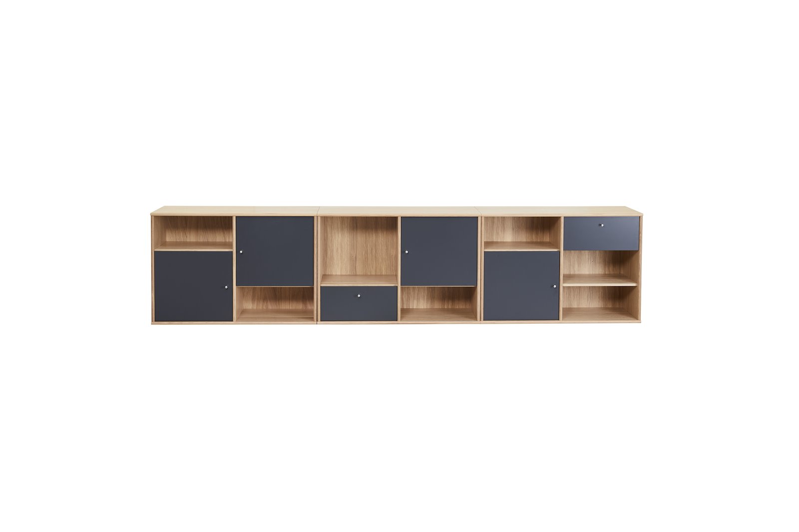 Mistral Skap 267x32,5x60,8 cm. Mattlakkert eik med 4 stk 38 cm (H) dører L og 2 stk 19 cm (H) skuffer i antrasittlakk.