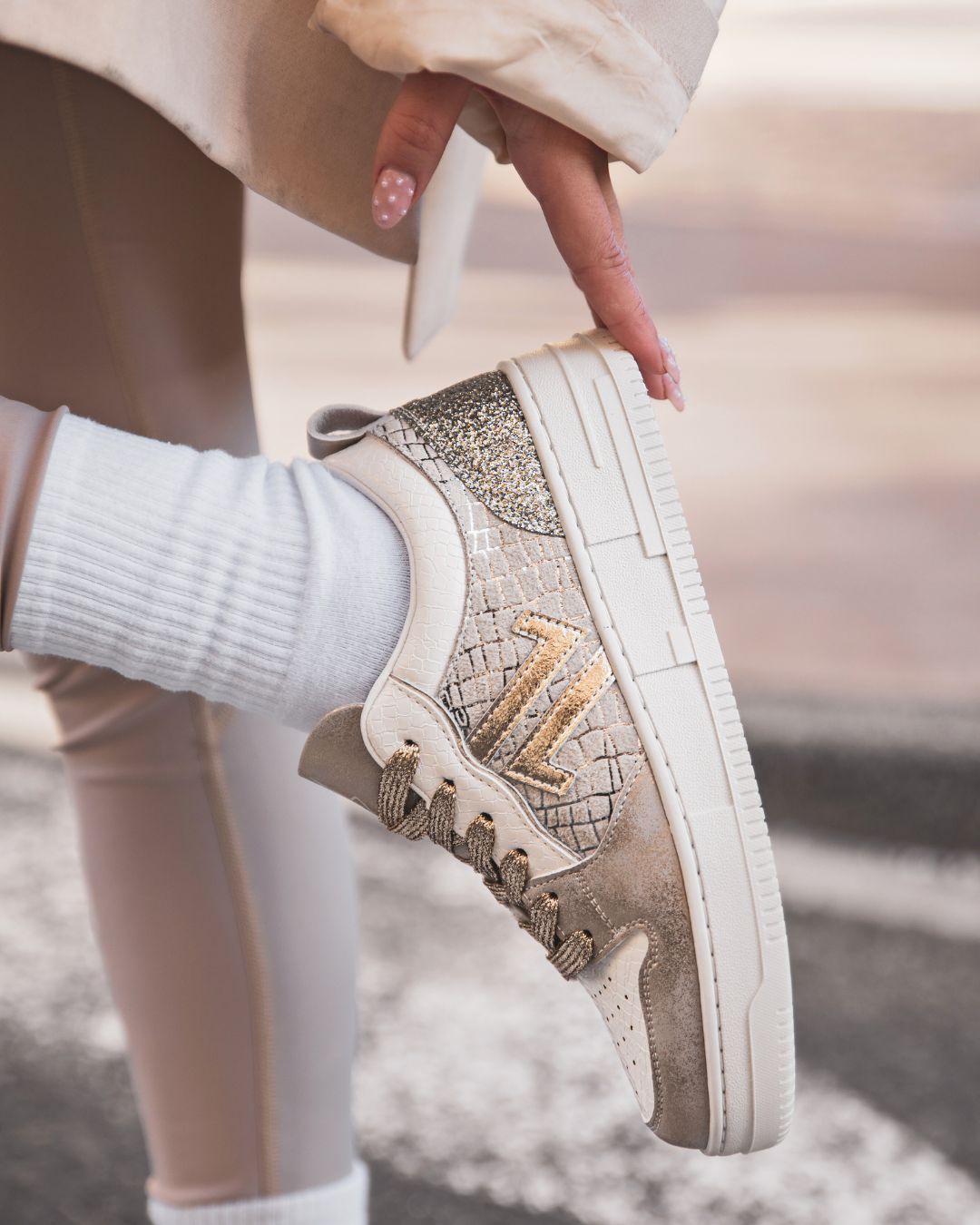Basket femme taupe à lacets - CL75 WHITE