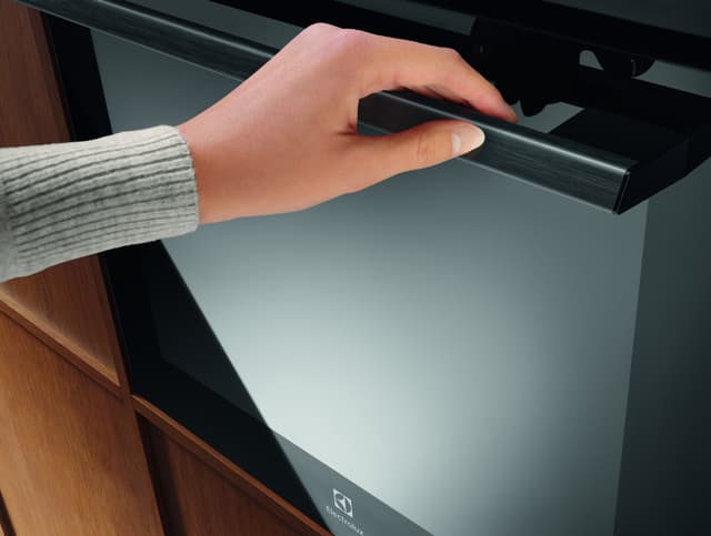 Electrolux Ovn OOP828NB