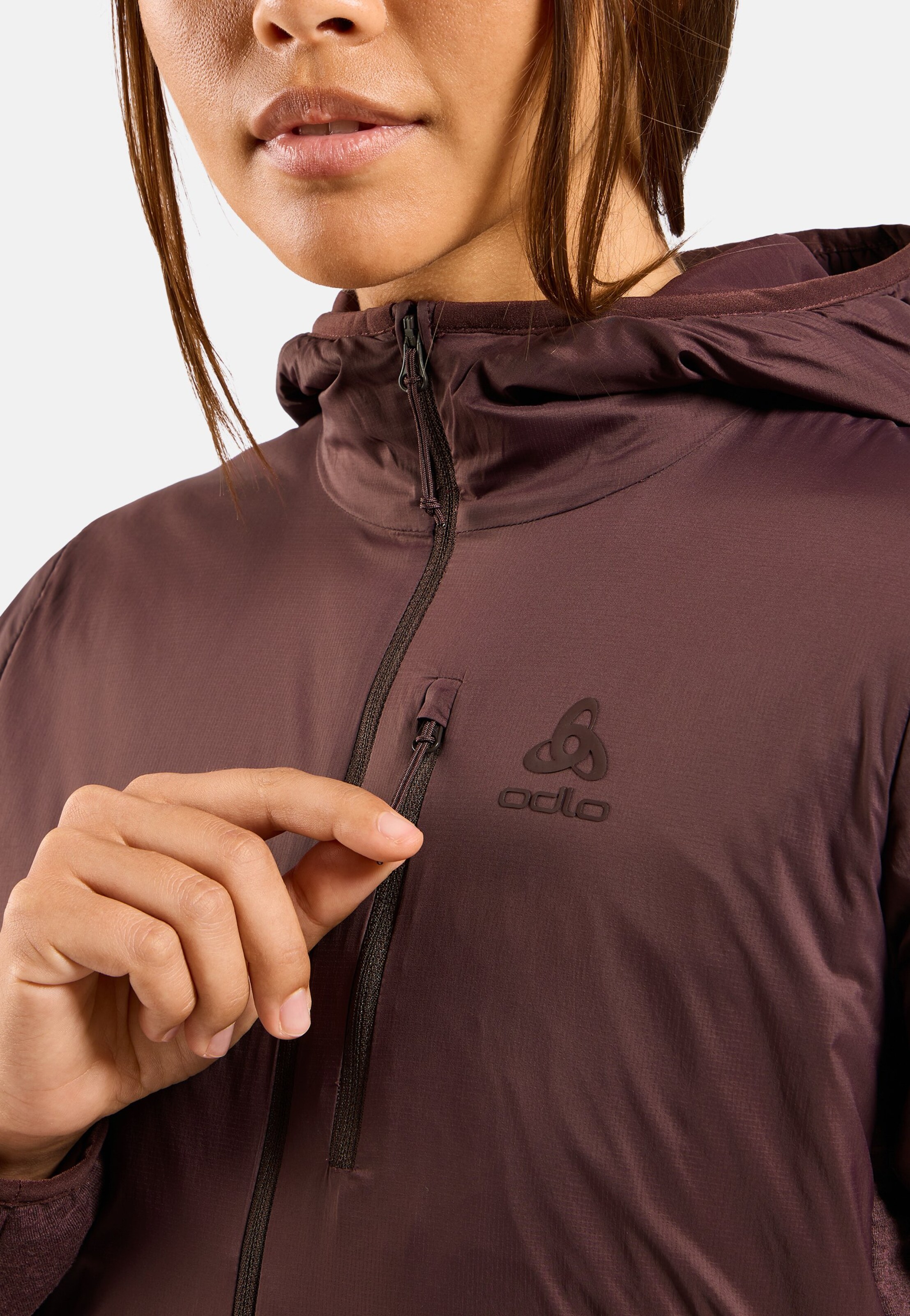 Isolierte Ascent Hybridjacke mit Wolle in fudge