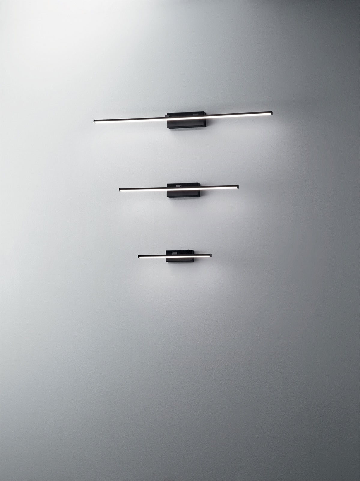 FABAS LUCE LED Spiegelleuchte NALA 75 cm schwarz