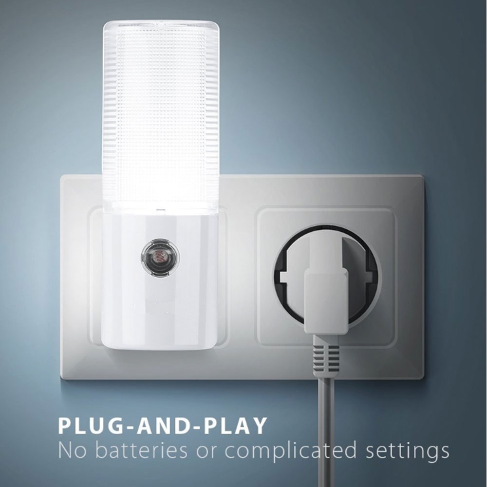 LED Nachtlicht Stecker mit automatischem Tag / Nacht Sensor (78.12046) - Weiss
