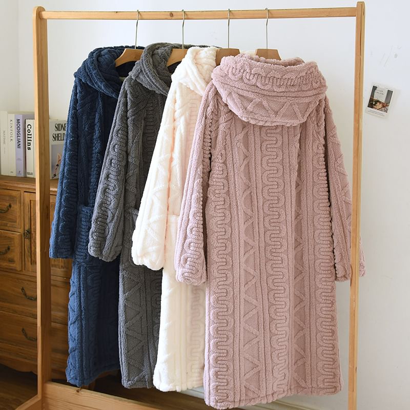 Somnus - Bijpassende jacquard fleece pyjamajas met capuchon en knoopjes (verschillende ontwerpen)
