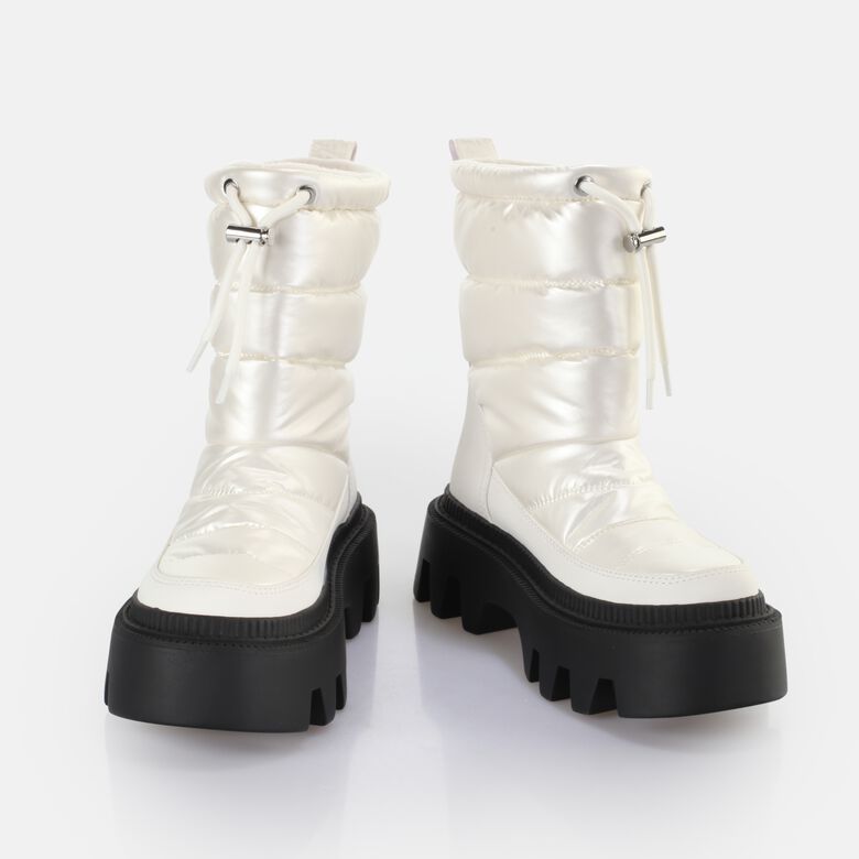 Flora Puffer Boot