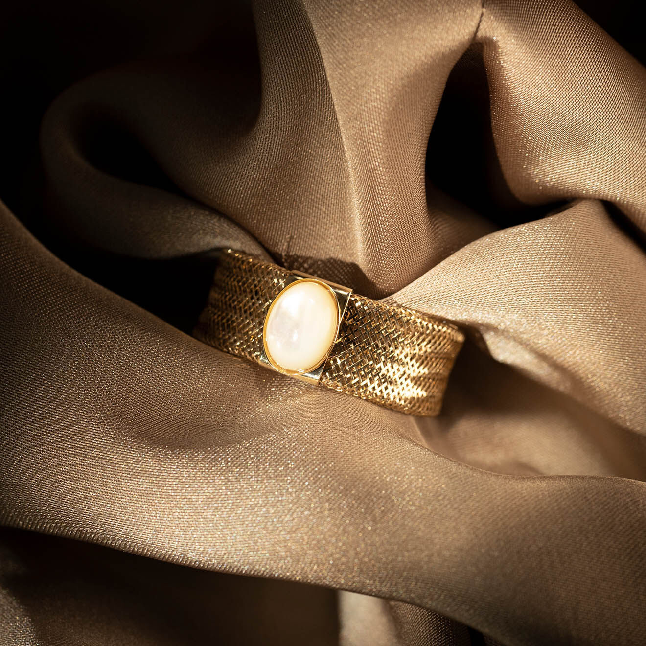 Instant d'Or Bague ajustable Flamboyante Nacre or jaune