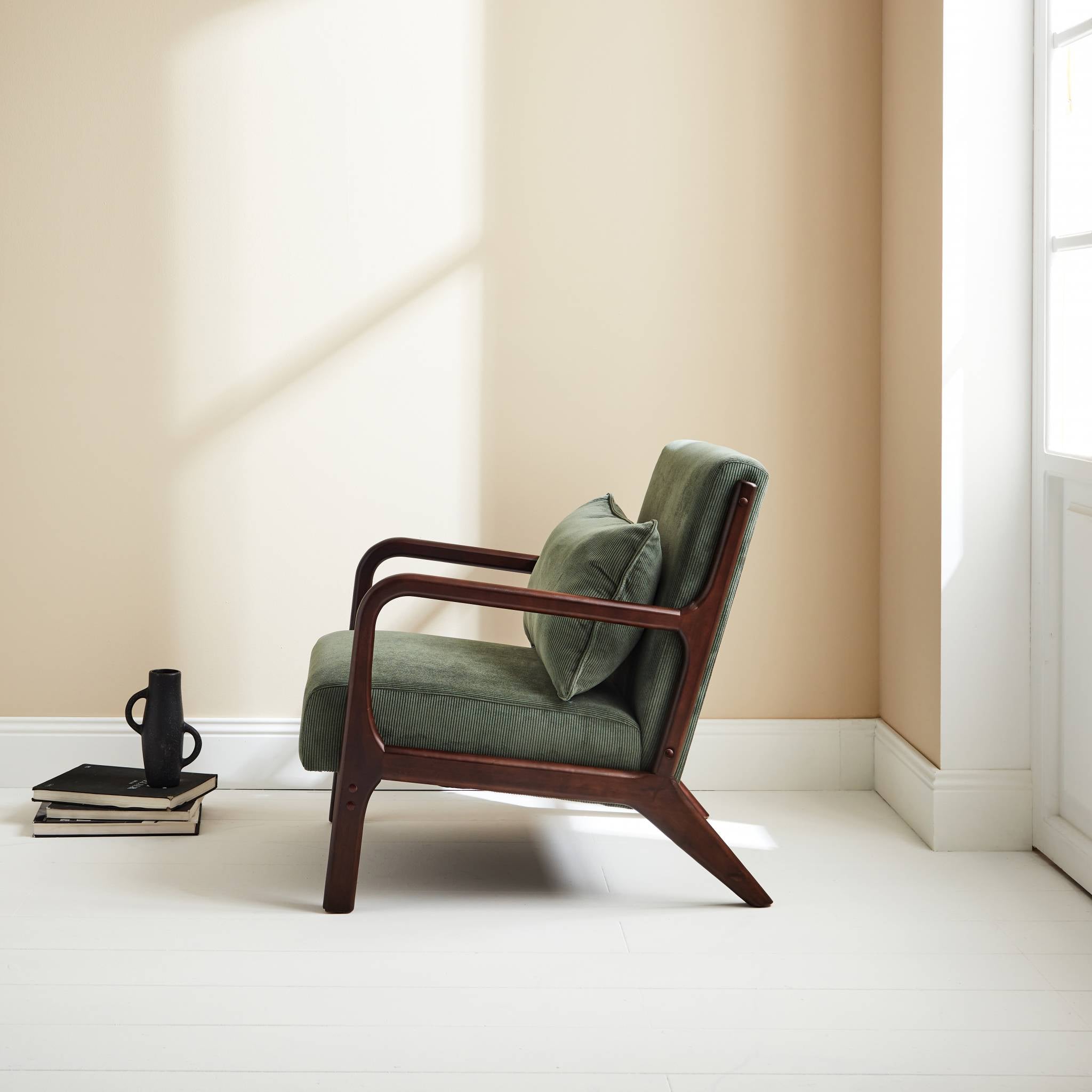 sweeek - Groene ribfluwele fauteuil, Lorens